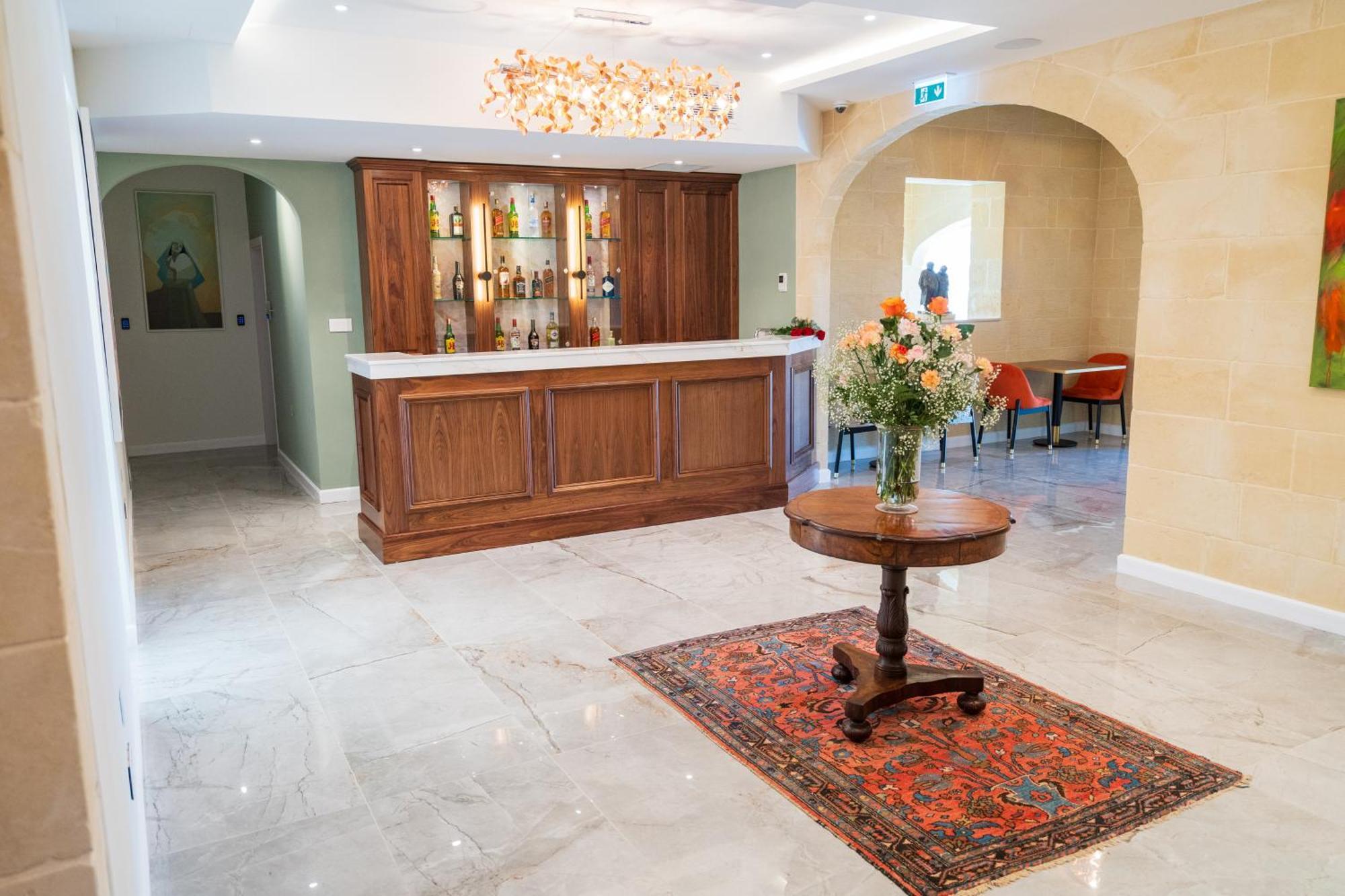 L-Eremita Boutique Hotel Qala Kültér fotó