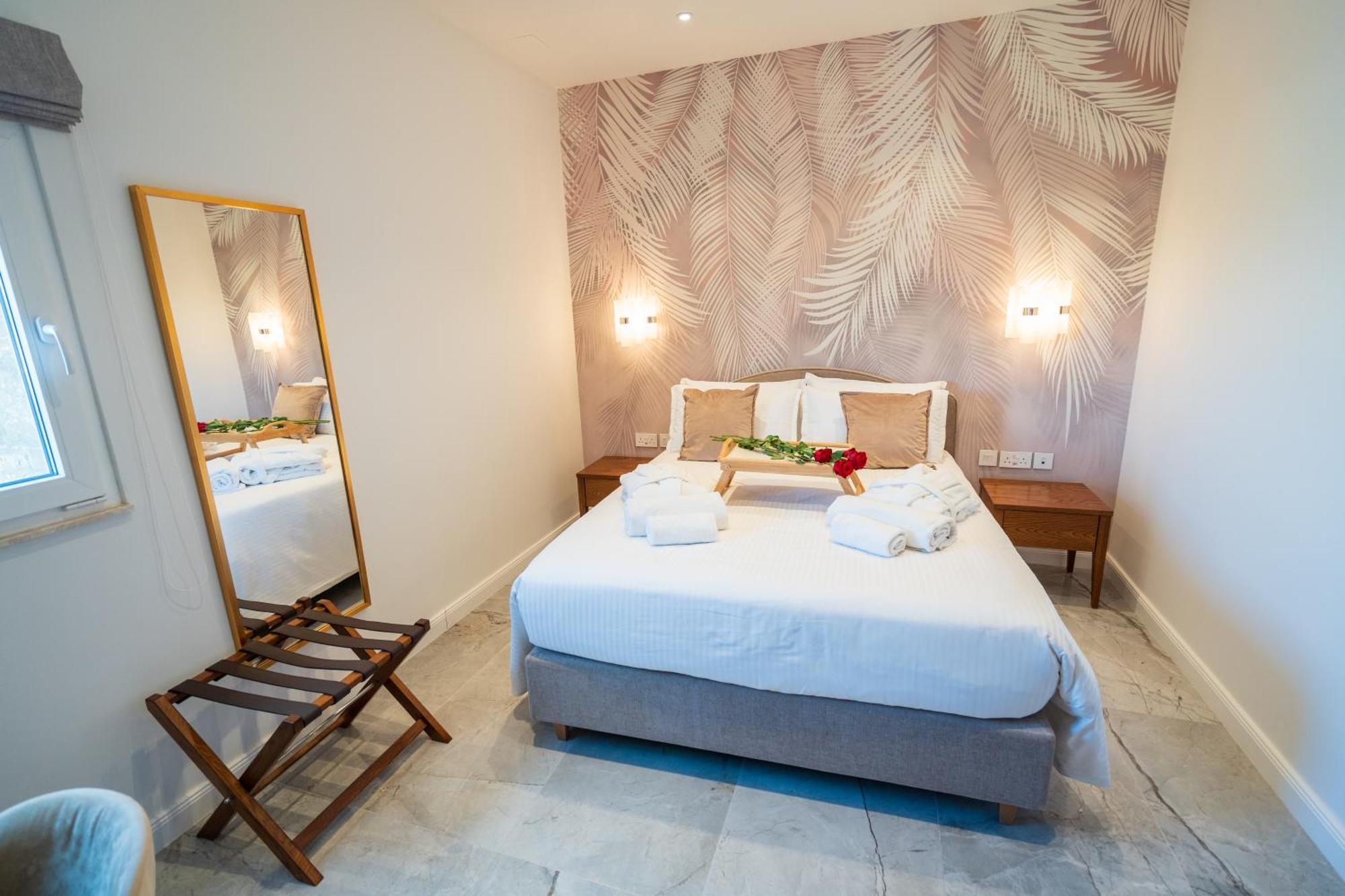 L-Eremita Boutique Hotel Qala Kültér fotó
