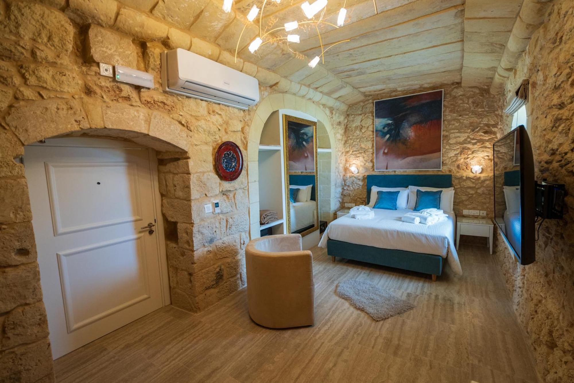 L-Eremita Boutique Hotel Qala Kültér fotó