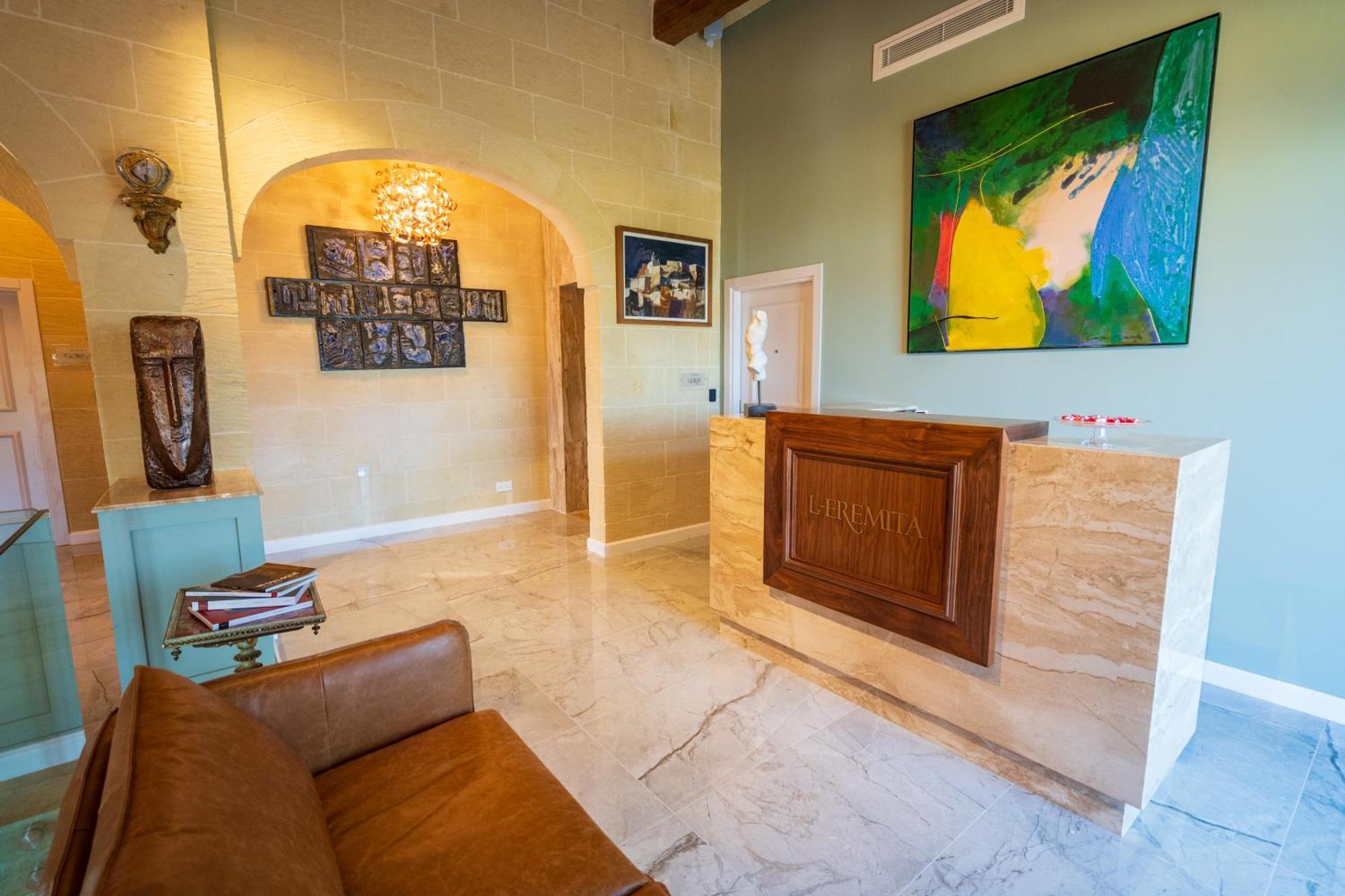 L-Eremita Boutique Hotel Qala Kültér fotó